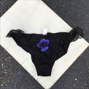 Victoria secret blk blue flower panty